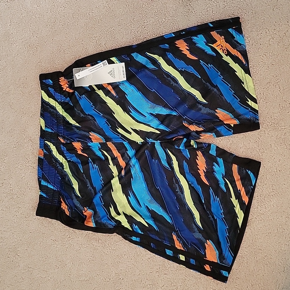 Athletic shorts